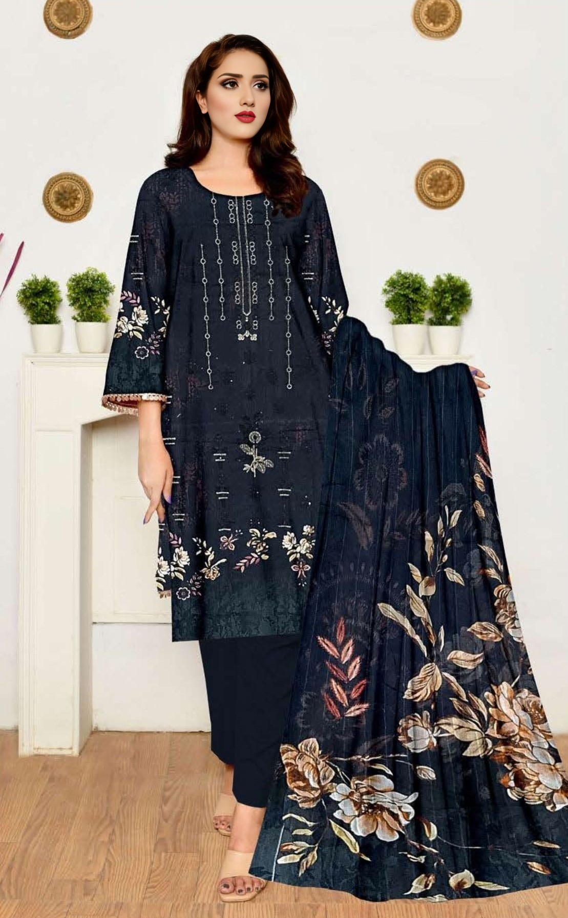 VOL 656 Noor Luxe – 3-Piece Embroidered Lawn Ensemble