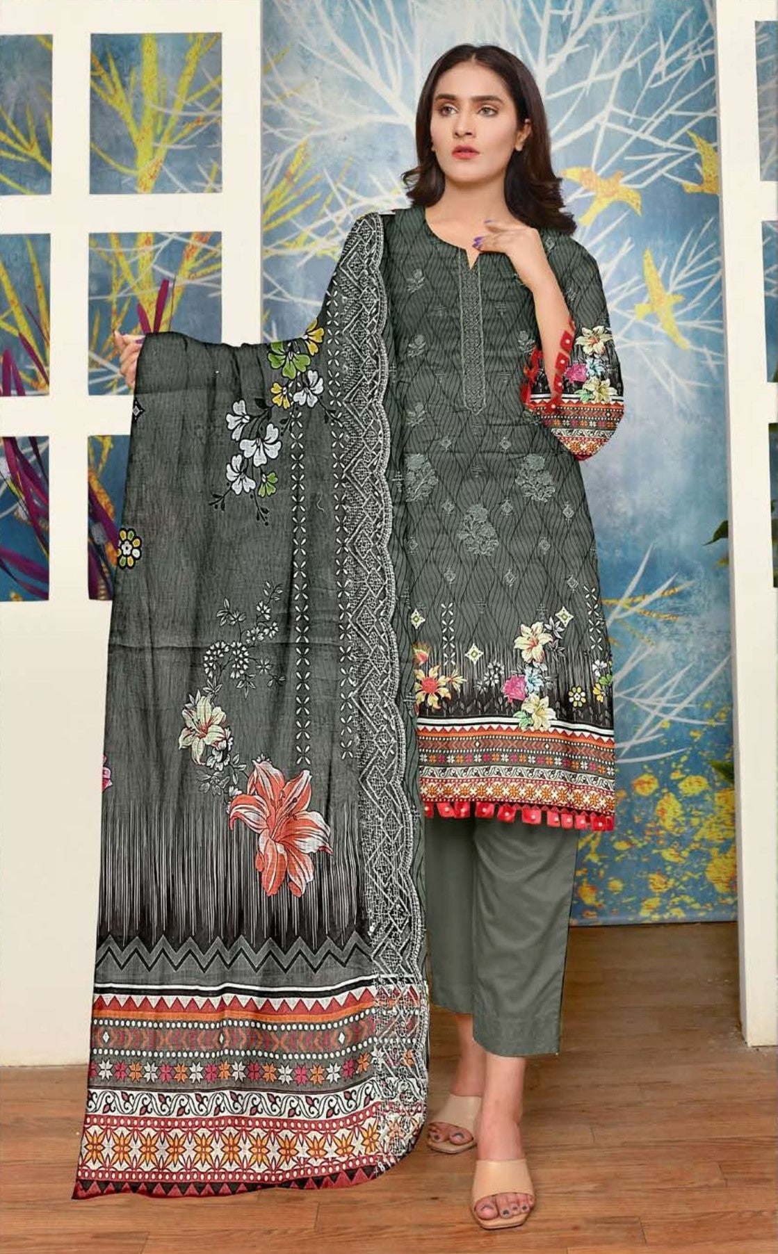VOL 691 – Luxe Lawn Embroidered 3-Piece Suit with Sequins & Daabi Dupatta